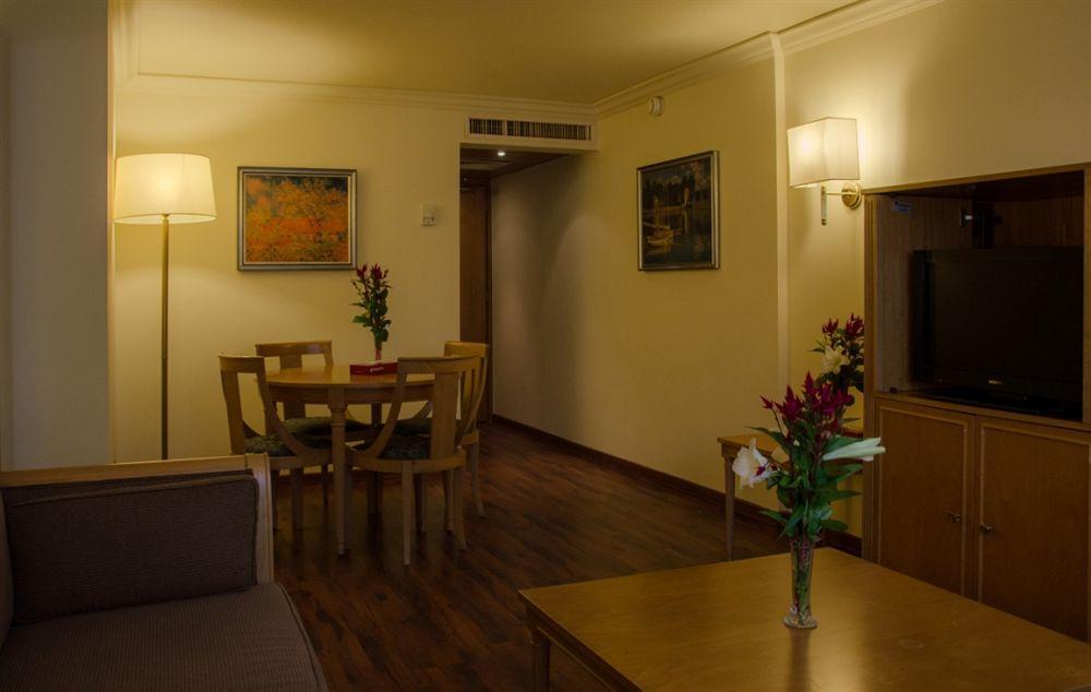 Le Commodore Hotel Βηρυτός Εξωτερικό φωτογραφία