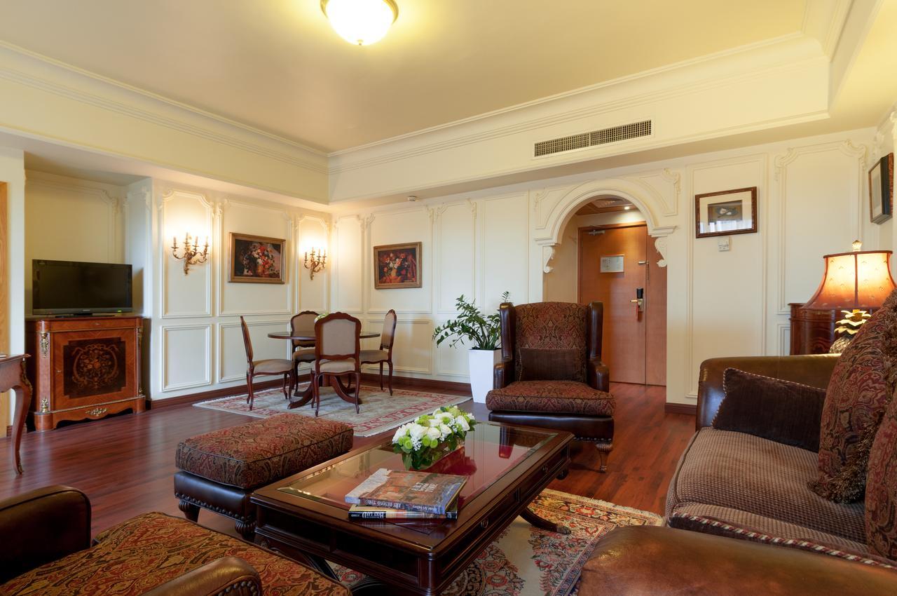 Le Commodore Hotel Βηρυτός Εξωτερικό φωτογραφία