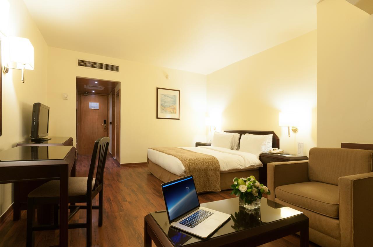 Le Commodore Hotel Βηρυτός Εξωτερικό φωτογραφία