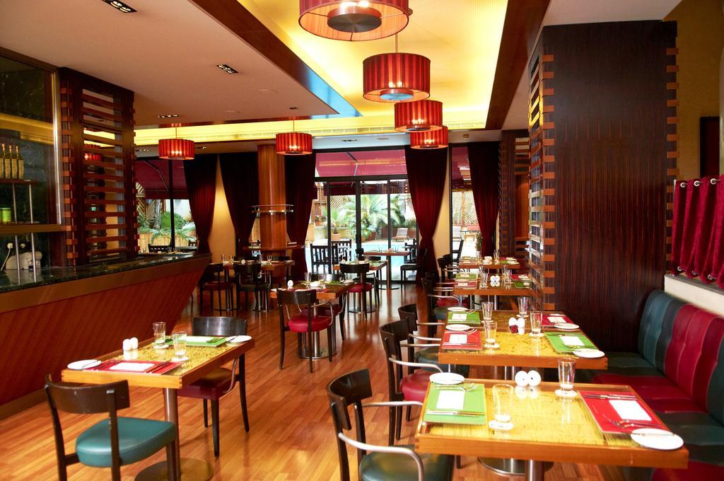 Le Commodore Hotel Βηρυτός Εξωτερικό φωτογραφία