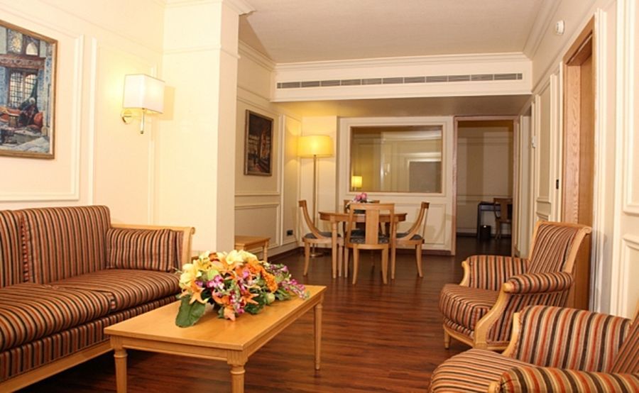Le Commodore Hotel Βηρυτός Εξωτερικό φωτογραφία